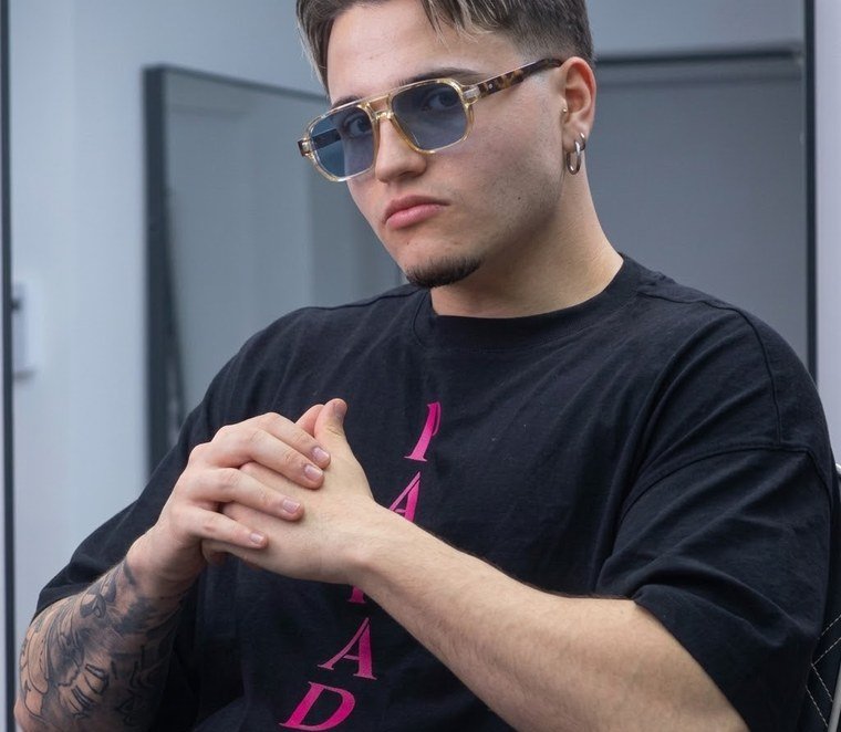 Pedro B. Gómez, barbero y asesor de imagen en Paradise Barber